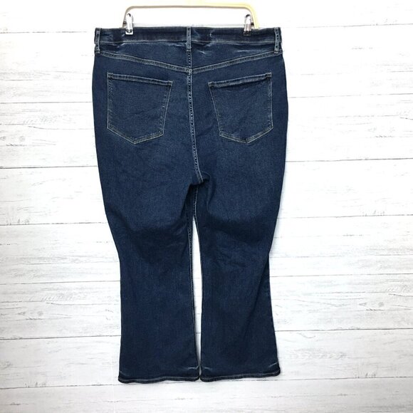 Old Navy Women's Jeans High Rise Flare Leg Beatrice Stretch size 18 length 27" - Picture 2 of 9